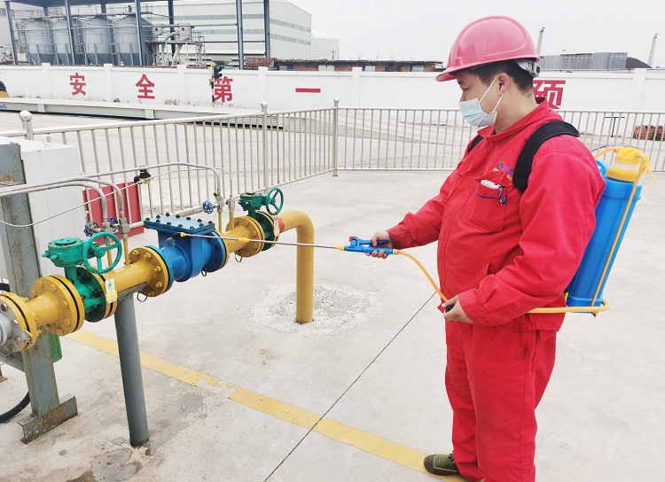 7煤层气公司压实疫情防控责任,全面抓好消毒消杀等措施落实工作。